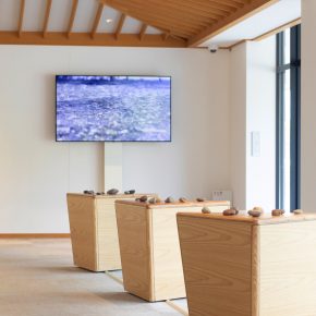 《いしのうた》朝日新聞に掲載いただきました